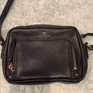 Adjustable cross body